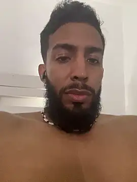 Snapshot of Alessandro__Rossi chatting on February 6, 2026, 10:28 pm Alessandro Rossi online show from February 6, 2026, 10:28 pm