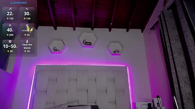 shanakendall online show from October 8, 2025, 11:12 am