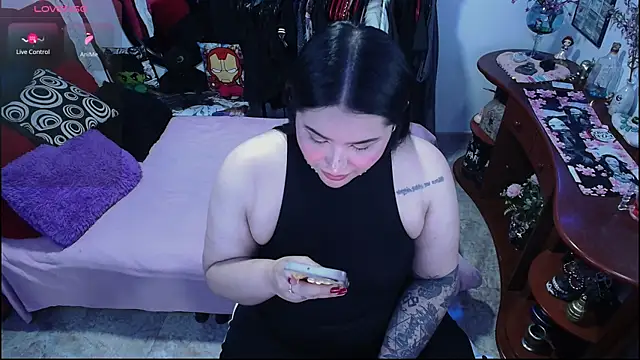 Snapshot of lufek23 chatting on November 26, 2025, 10:32 pm lufek23 online show from November 26, 2025, 10:32 pm