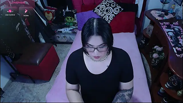 Snapshot of lufek23 chatting on November 13, 2025, 9:40 pm lufek23 online show from November 13, 2025, 9:40 pm