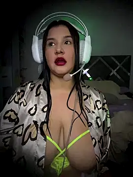 ValleryParker online show from November 29, 2025, 6:46 am