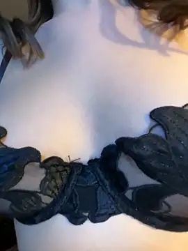 Snapshot of TheCinderella chatting on January 31, 2026, 9:46 pm TheCinderella online show from January 31, 2026, 9:46 pm