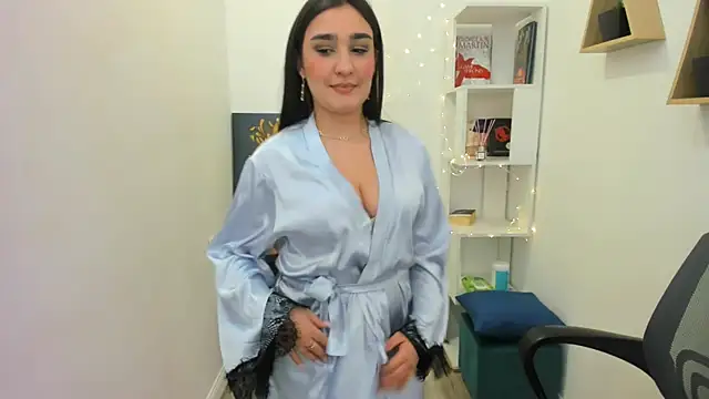 GoldenHeart 1 online show from March 6, 2025, 6:37 pm