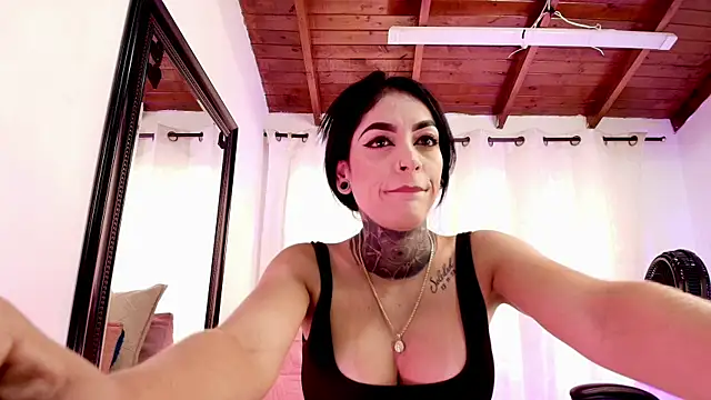 Snapshot of danna_berlin_ chatting on March 13, 2025, 7:17 pm danna berlin online show from March 13, 2025, 7:17 pm