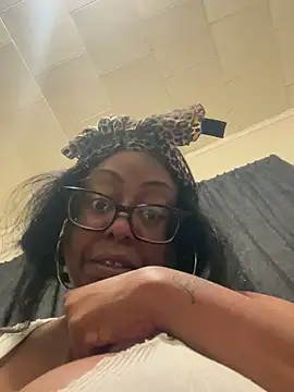 Goddesskarisma online show from October 8, 2025, 2:46 am