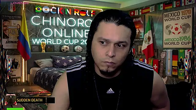 Snapshot of chino_roz chatting on July 8, 2026, 5:30 am chino roz online show from July 8, 2026, 5:30 am