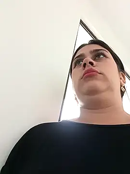 Latina sexy1 online show from October 13, 2025, 2:51 pm