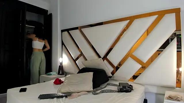 Aron cruz online show from April 2, 2026, 1:18 pm