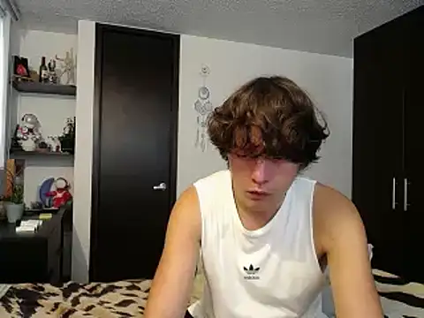 Santiago kiler online show from March 8, 2025, 10:34 pm