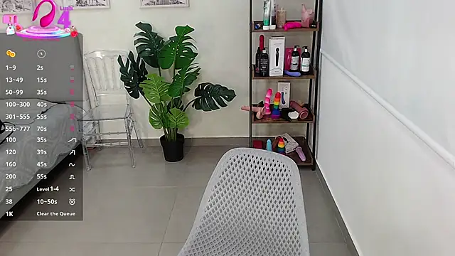 Sassy--Girl online show from March 17, 2025, 6:11 pm