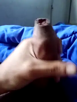 Snapshot of rodovlaz chatting on April 2, 2026, 11:06 am rodovlaz online show from April 2, 2026, 11:06 am