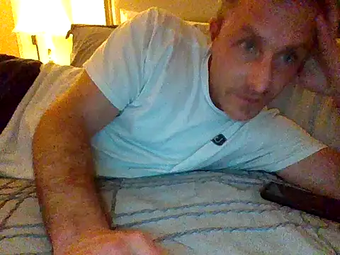 Snapshot of blakeypoo83 chatting on March 11, 2025, 11:01 am blakeypoo83 online show from March 11, 2025, 11:01 am