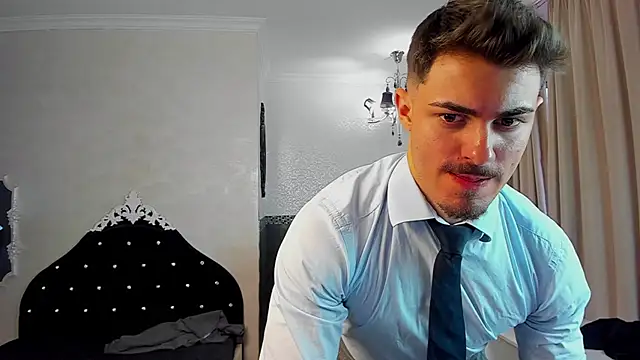 Snapshot of WilsonJules chatting on February 8, 2025, 2:38 pm WilsonJules online show from February 8, 2025, 2:38 pm
