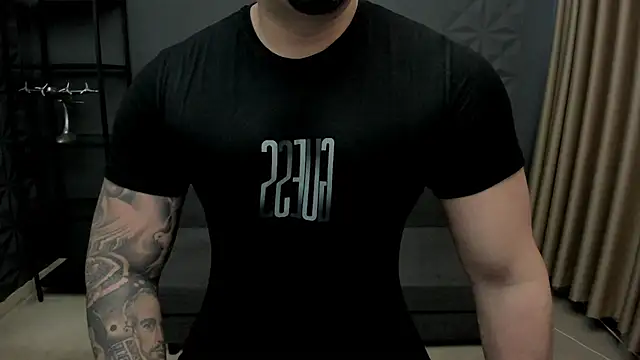 TonyWilcox online show from December 4, 2025, 6:56 am