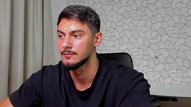 Snapshot of ClintMasters chatting on November 20, 2025, 7:53 am ClintMasters online show from November 20, 2025, 7:53 am