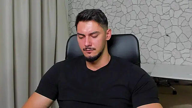 Snapshot of ClintMasters chatting on November 3, 2025, 5:23 am ClintMasters online show from November 3, 2025, 5:23 am