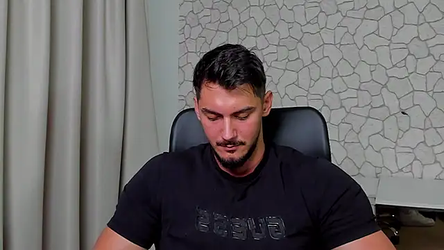 Snapshot of ClintMasters chatting on November 10, 2025, 5:45 am ClintMasters online show from November 10, 2025, 5:45 am