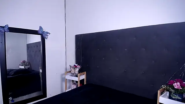 Snapshot of Delilah_Blazee chatting on March 29, 2026, 6:53 pm Delilah Blazee online show from March 29, 2026, 6:53 pm