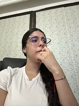  Niah  online show from March 13, 2026, 8:36 pm