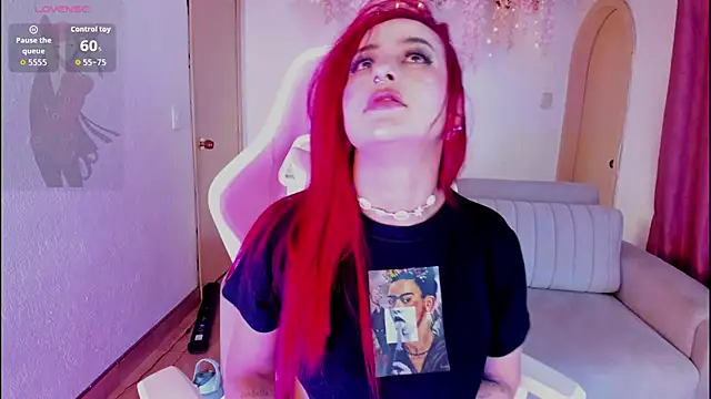 Snapshot of Mia-Bloom chatting on October 9, 2025, 2:56 am Mia-Bloom online show from October 9, 2025, 2:56 am