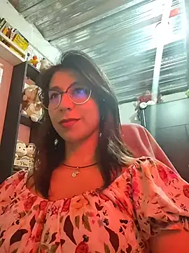 Snapshot of kateeen18 chatting on December 18, 2025, 3:11 am kateeen18 online show from December 18, 2025, 3:11 am