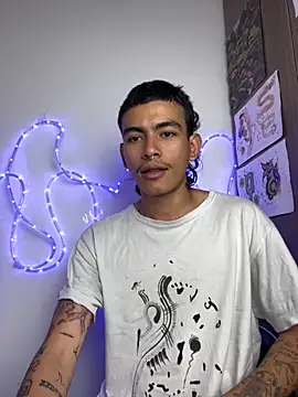 sorry-mom69 online show from December 1, 2025, 12:17 pm