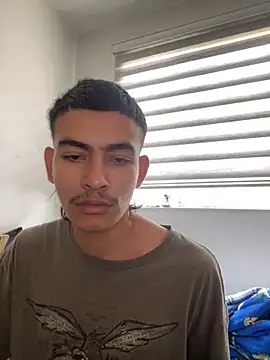 sorry-mom69 online show from November 21, 2025, 3:11 pm