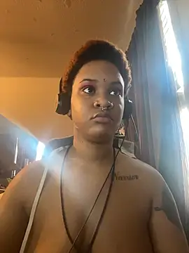 nickytheehawtie online show from February 17, 2026, 4:04 pm