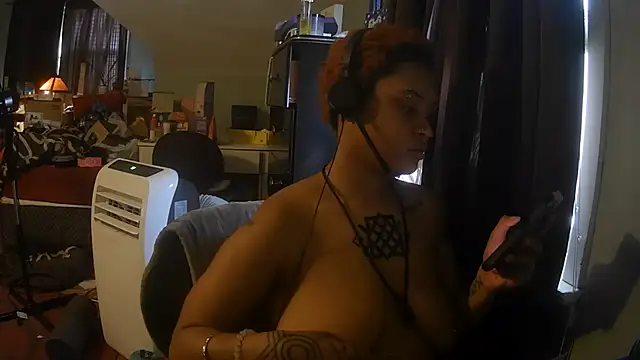 Snapshot of nickytheehawtie chatting on July 10, 2026, 8:42 pm nickytheehawtie online show from July 10, 2026, 8:42 pm