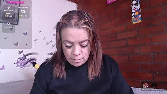 Snapshot of LIila28six chatting on November 18, 2025, 2:42 pm LIila28six online show from November 18, 2025, 2:42 pm