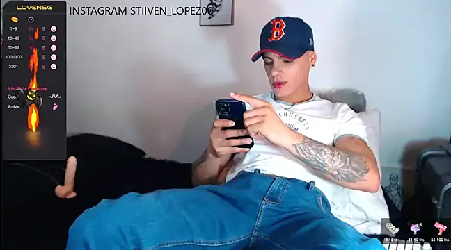 danilohot 19 online show from December 28, 2024, 9:08 pm