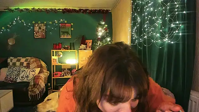 ClancyMorissey online show from December 17, 2025, 7:08 pm