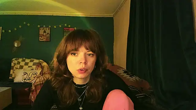 ClancyMorissey online show from November 9, 2025, 6:34 pm