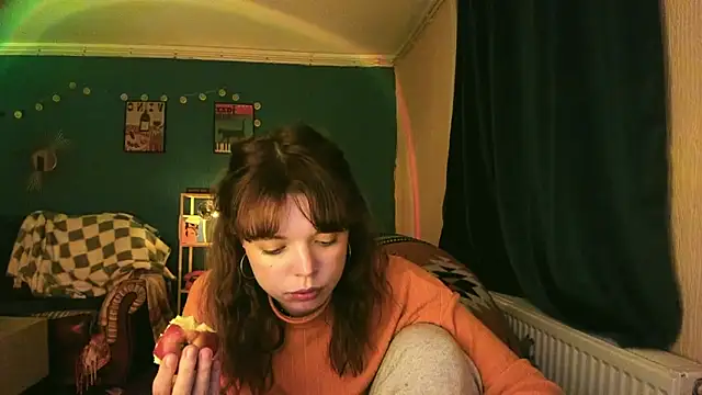 ClancyMorissey online show from October 29, 2025, 6:40 pm