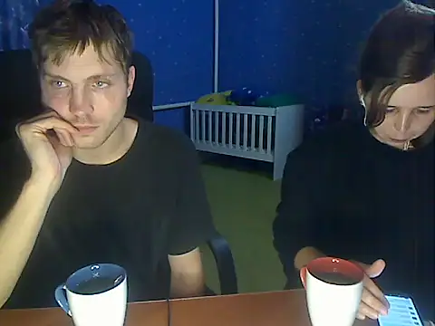 loveis007 online show from November 4, 2025, 9:51 pm