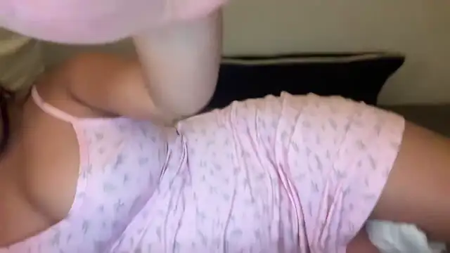 Snapshot of VannaDon chatting on September 15, 2025, 6:25 am VannaDon online show from September 15, 2025, 6:25 am