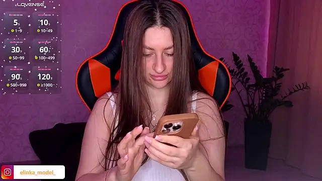 Elishka  online show from September 29, 2025, 5:14 am