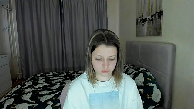 SoniNesti online show from September 23, 2025, 2:35 pm