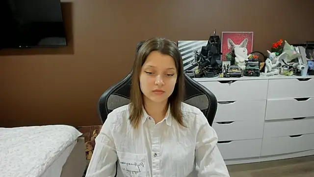 Snapshot of SoniNesti chatting on May 14, 2026, 3:20 pm SoniNesti online show from May 14, 2026, 3:20 pm
