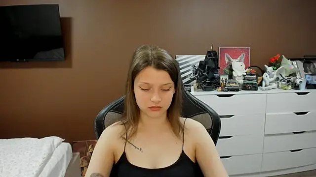 Snapshot of SoniNesti chatting on May 22, 2026, 2:37 pm SoniNesti online show from May 22, 2026, 2:37 pm