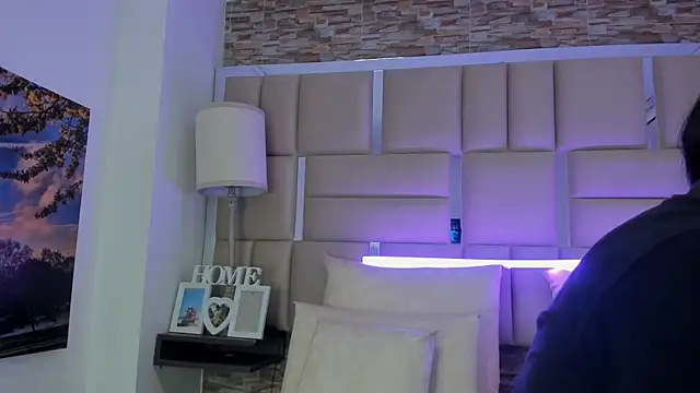 Snapshot of ShaniaBrownn chatting on February 12, 2026, 6:51 pm ShaniaBrownn online show from February 12, 2026, 6:51 pm