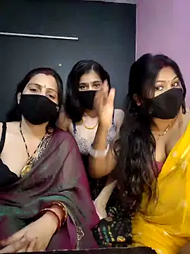 cutee  crazy online show from February 20, 2026, 1:57 pm