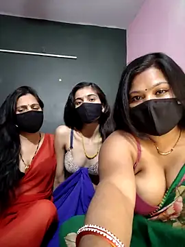 cutee  crazy online show from March 6, 2026, 2:01 pm