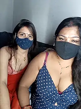 cutee  crazy online show from September 21, 2025, 6:13 pm