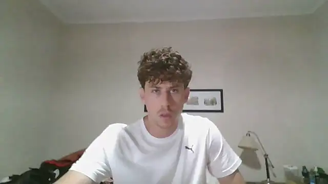 Snapshot of saint_not chatting on November 27, 2025, 2:45 am saint not online show from November 27, 2025, 2:45 am