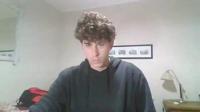 Snapshot of saint_not chatting on November 5, 2025, 10:35 pm saint not online show from November 5, 2025, 10:35 pm