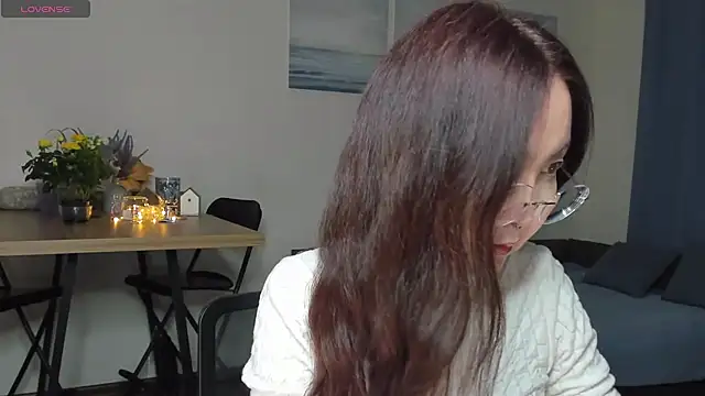 AvroraSakura online show from February 26, 2025, 5:53 pm