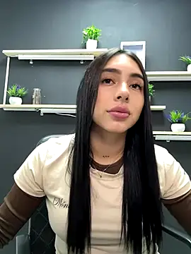 isabella jade online show from November 17, 2025, 1:04 pm