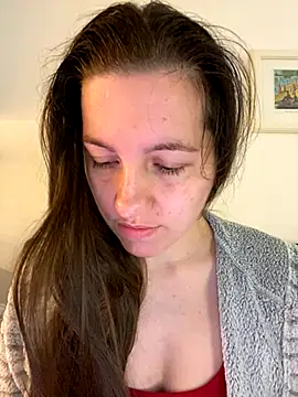 Nicole-Ray online show from September 18, 2025, 9:34 am