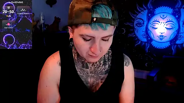 Marieblueeyes online show from March 15, 2025, 11:39 pm